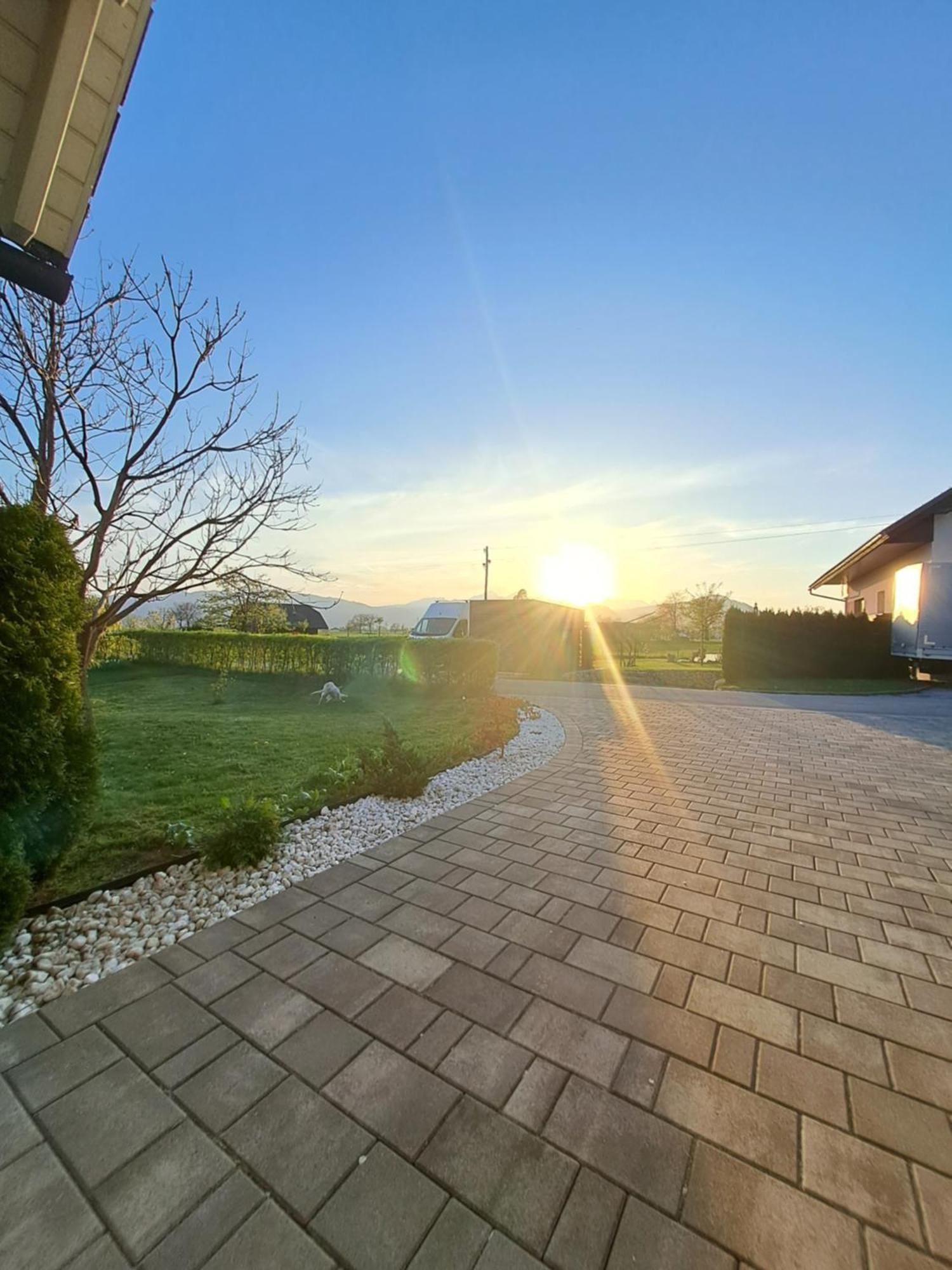 Bella Apartment Zirovnica Exterior photo